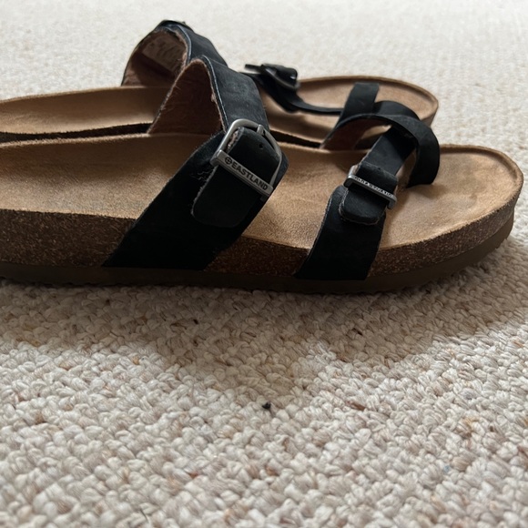 Eastland Tiigo - Picture 3 of 4